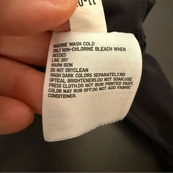 Uniqlo AIRism Thermal Shirt Mens Size M Black Long Sleeve UV Protection Outdoor - Picture 8 of 10